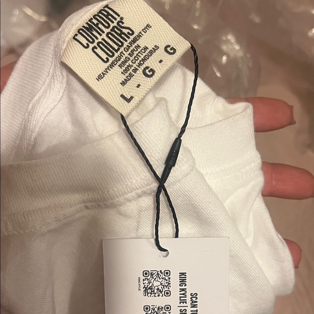 Kylie Cosmetics White Dog Face Tee - Picture 3 of 6
